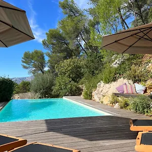 Bed & Breakfast Les Tetes De Mules - Adults Only, Gémenos